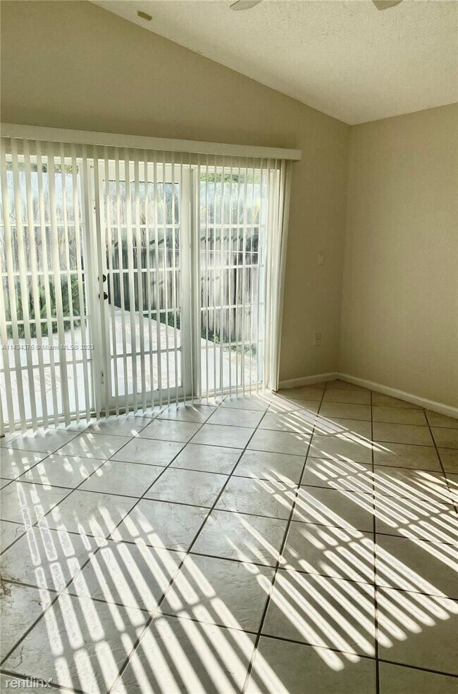 Foto del edificio - 3 br, 2 bath House - 269 NW 101st Ave