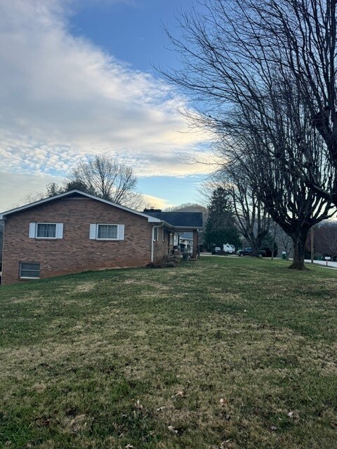 Foto del edificio - 43 Dixon Ter