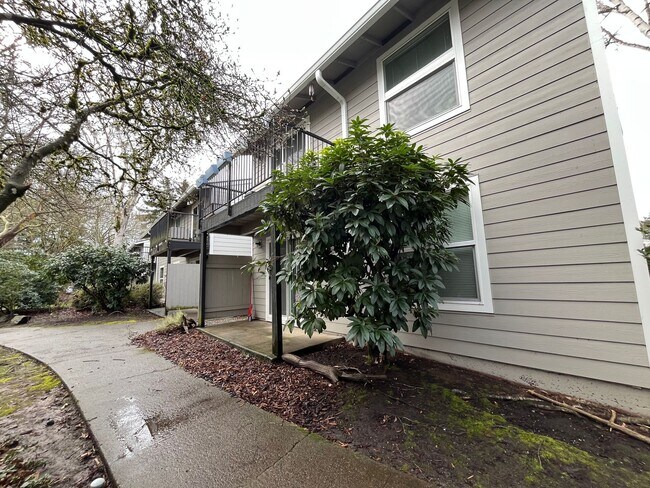 Foto del edificio - Updated 1st floor 1 X 1 Beaverton Condo! Close to Downtown Beaverton! Spacious & Open, Close to N...