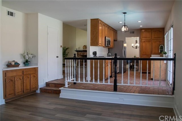 Foto del edificio - 19552 Helena Cir