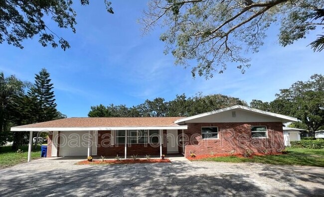 Photo - 10891 99th Pl N House