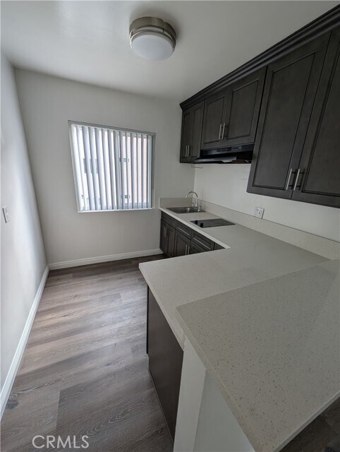 Building Photo - 336 N Berendo St