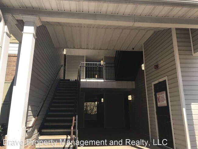 Foto del edificio - 3 br, 2 bath House - 8202 Fairington Villa...