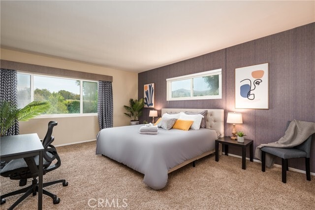 Building Photo - 2328 E Vine Ave