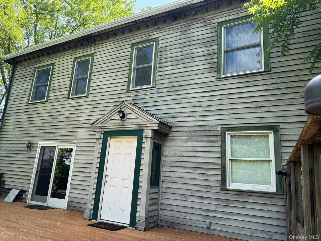Foto principal - 1538 Albany Post Rd