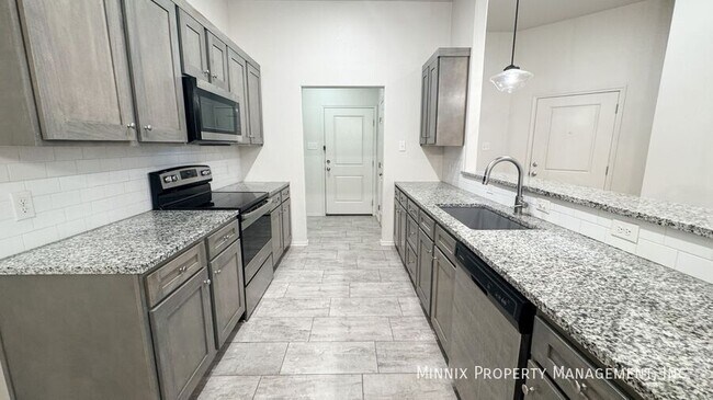 Foto del edificio - 1102 N 7th St