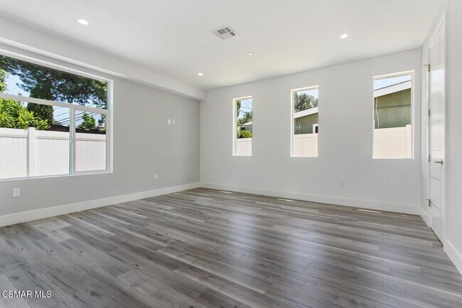 Building Photo - 5008 CA-27