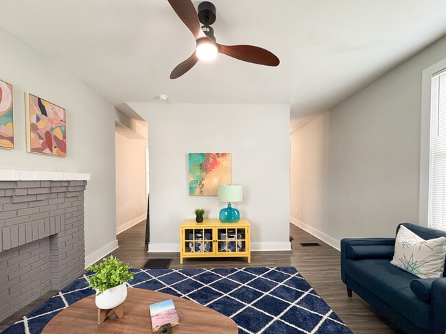 Foto del edificio - 4715 Wilmer Ct