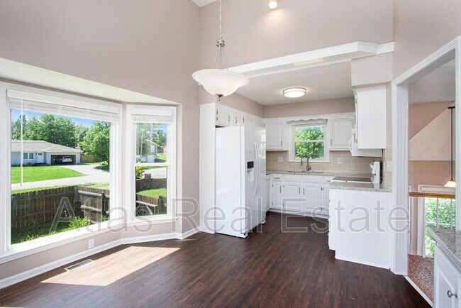 Building Photo - 301 Berkshire Dr