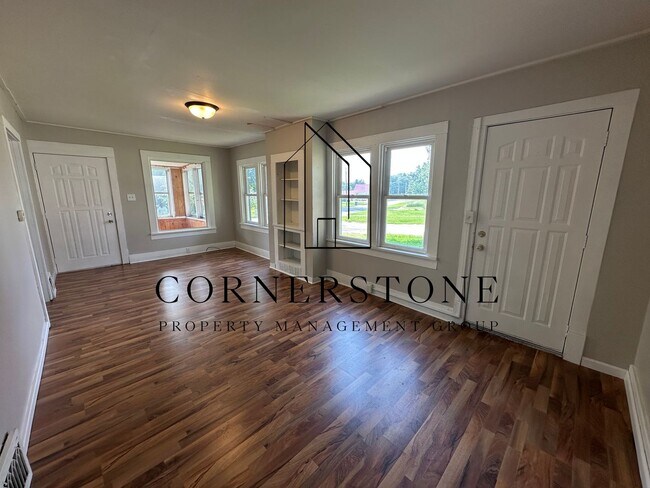 Foto del edificio - 302 2nd St NW