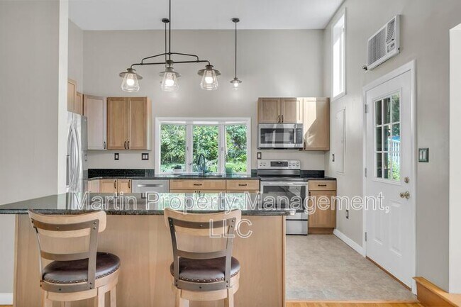 Foto del edificio - 606A Springs Rd