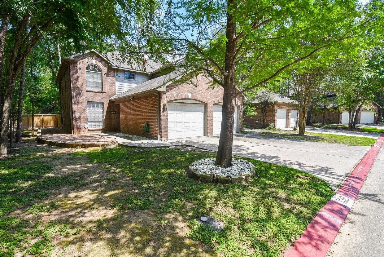 Foto principal - 138 Willowwood Cir