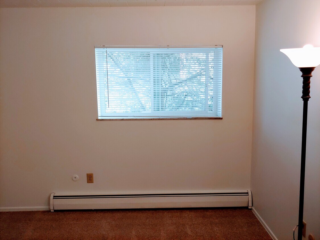 Bedroom - 113 W 8th St