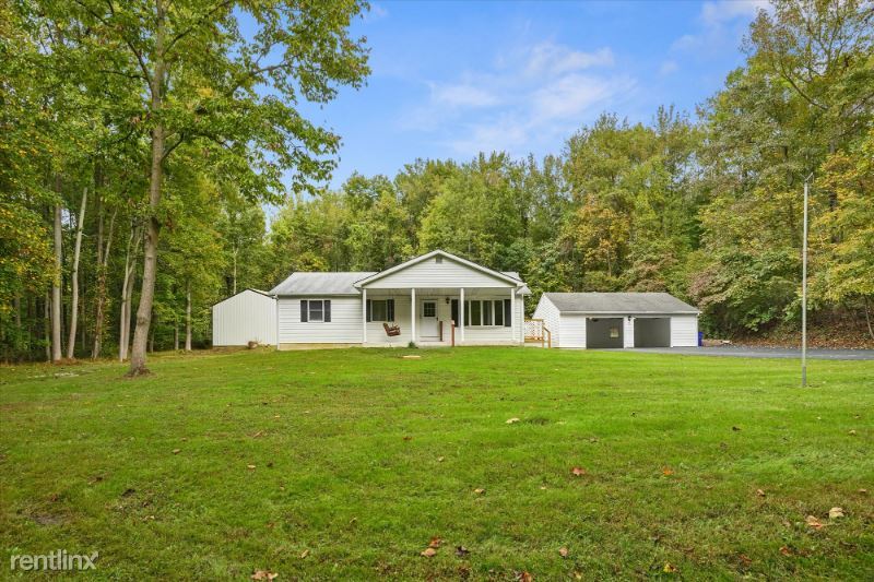 Primary Photo - 3 br, 2 bath House - 444 Muddy Ln