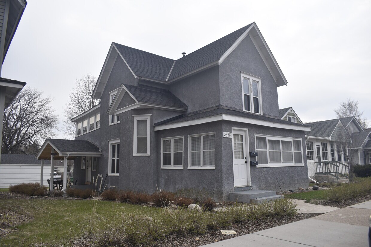 Primary Photo - 2636 Grand St NE