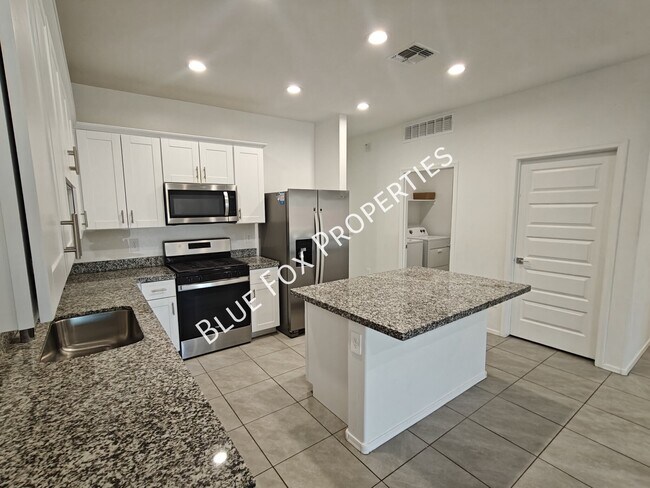 Building Photo - 12209 E Ava Lynn Dr