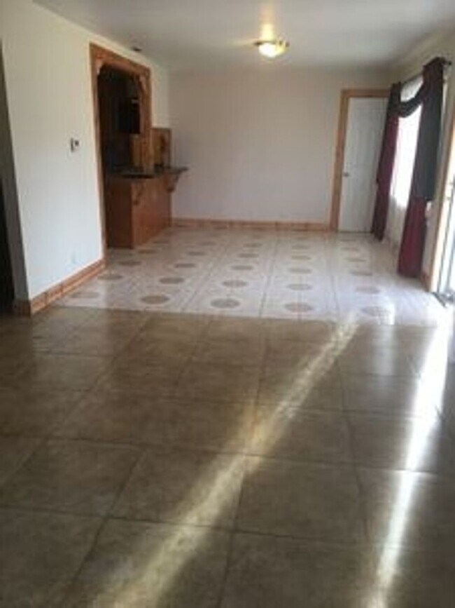 Foto del edificio - Charming 4BR House in Liberal