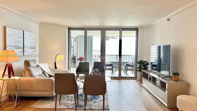 Foto del edificio - 5200 N Ocean Dr