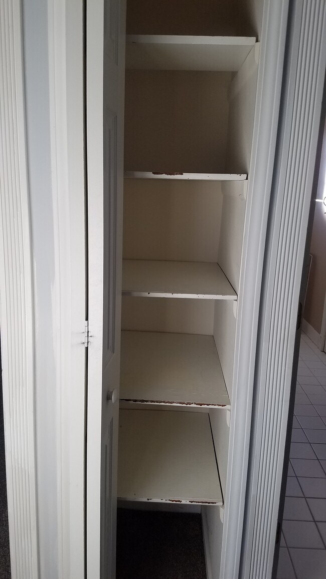 Kitchen Pantry - 67970 S Main St