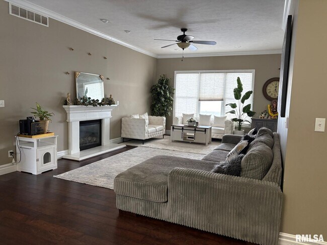 Foto del edificio - 2812 Castlerock Ridge