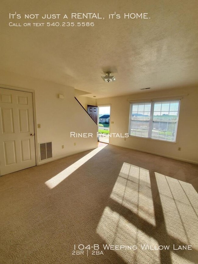 Building Photo - 104-B Weeping Willow Lane-