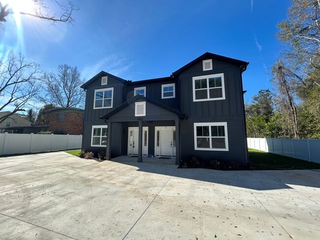 Photo - 2022 Trimble Rd Apartment