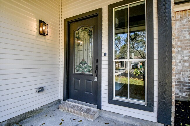 Foto del edificio - 21 Edgewood Forest Ct