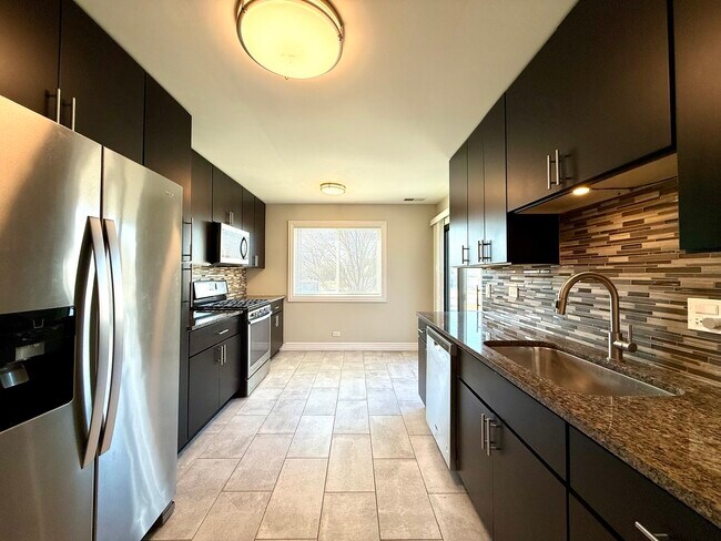 Foto del edificio - 298 Maplewood Ct