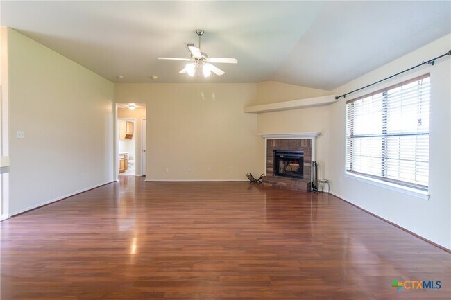 Foto del edificio - 5505 Gunnison Dr