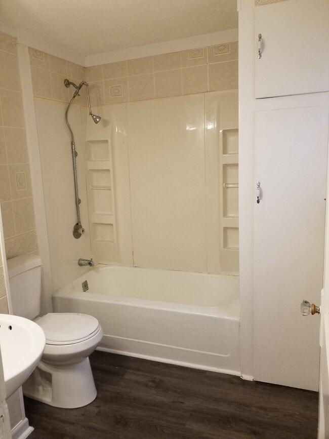 Foto del edificio - 22 Reba Ave