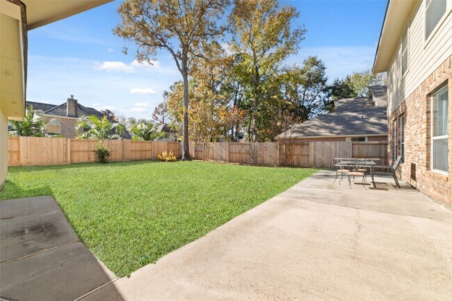 Foto del edificio - 2618 Bridgestone Park Ln