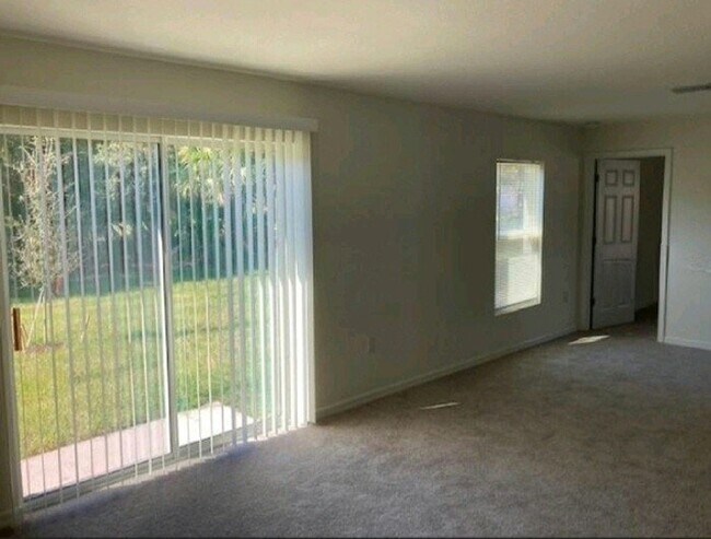 Building Photo - 4281 Golfair Ln