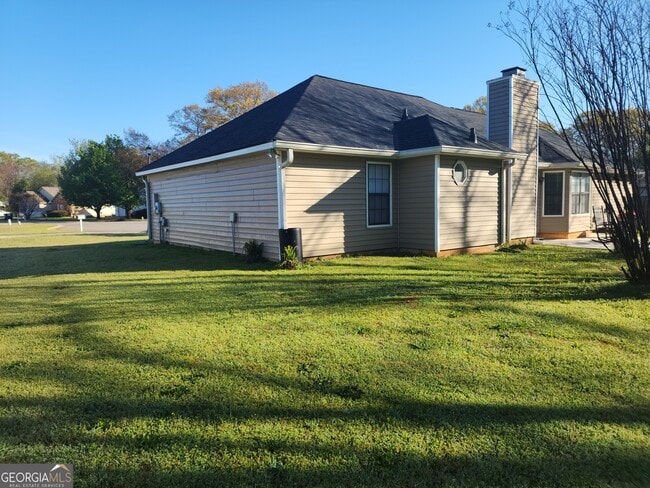 Foto del edificio - 108 Duxbury Ct