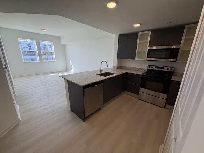 Building Photo - 5587 Millenia Blvd