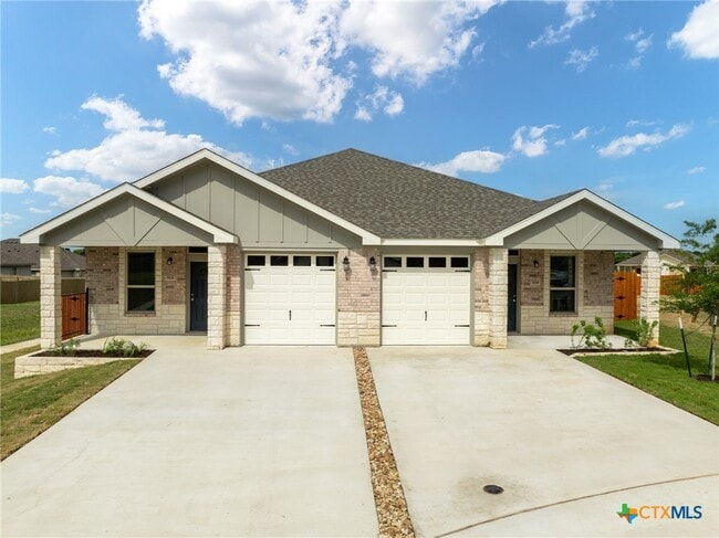 Building Photo - 5121 Rose Petal Ct