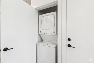 Trek - 1BR, 1BA - 835SF - Laundry - Boardwalk at Research Park