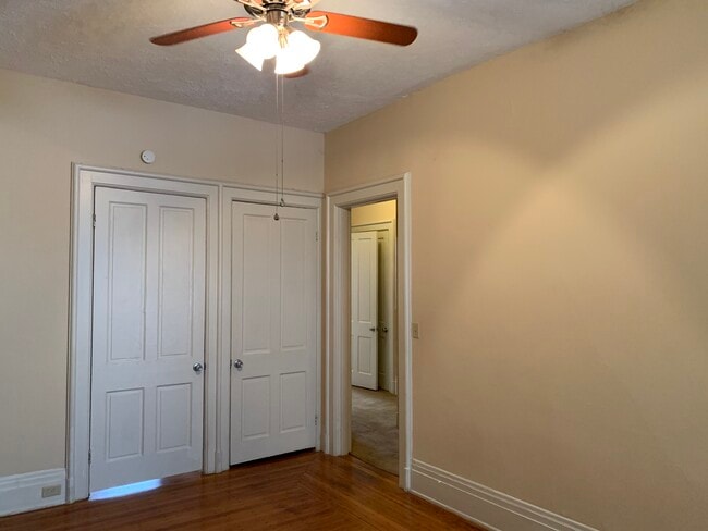 Living Room - 2362 Auburn Ave