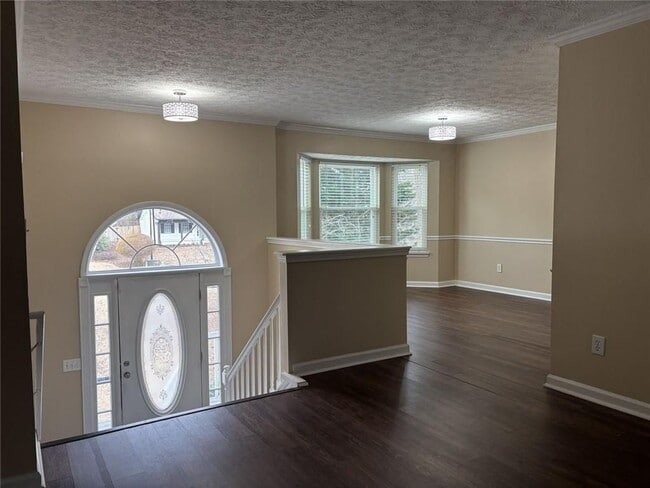 Foto del edificio - 3410 Camens Ct NE