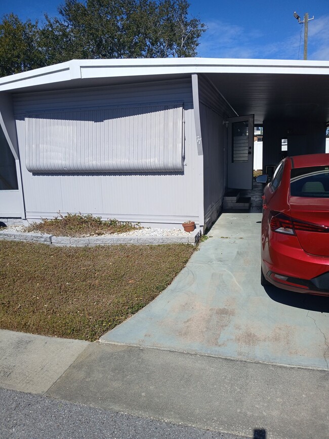 Building Photo - 2505 E Bay Dr