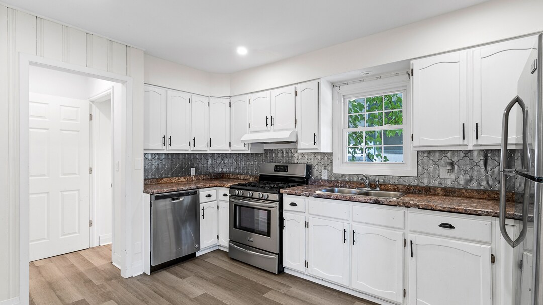 15 McCormick St Unit Lower, Welland, ON L3C 4L8 Apartment for Rent in