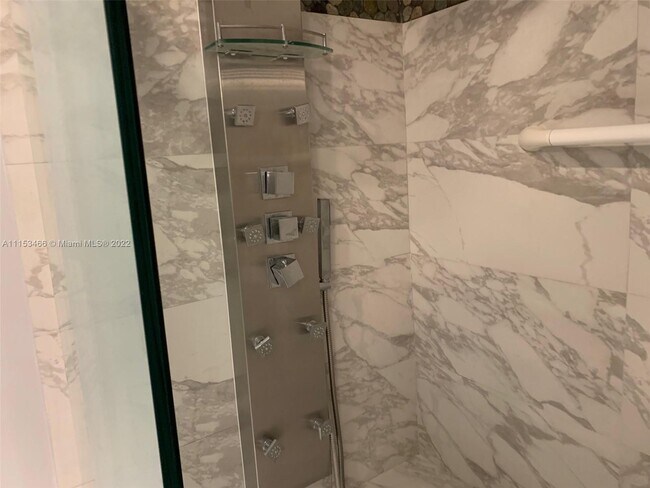 Foto del edificio - 305 Bonnie Brae Way