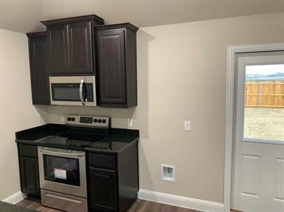 Foto del edificio - 1402 Warringwood Dr
