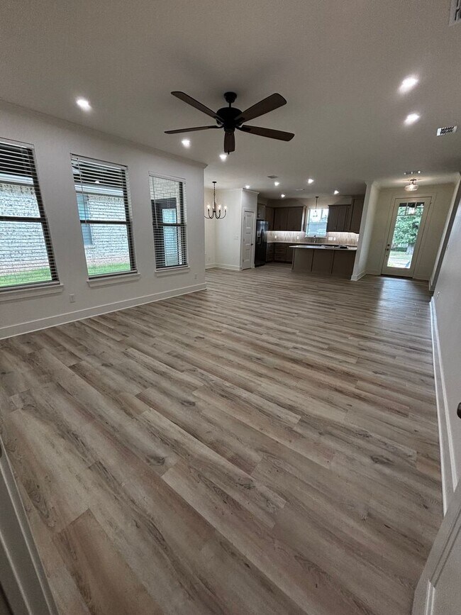 Building Photo - New Construction Home in Pleasant Grove for Rent!