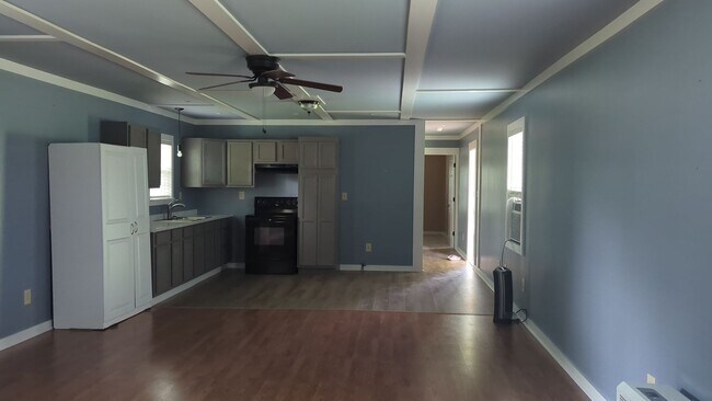 Foto del edificio - 4571 Bridge Street Hwy