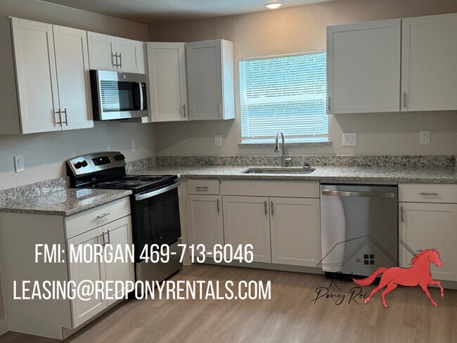 Foto del edificio - 399 Blackbourn St