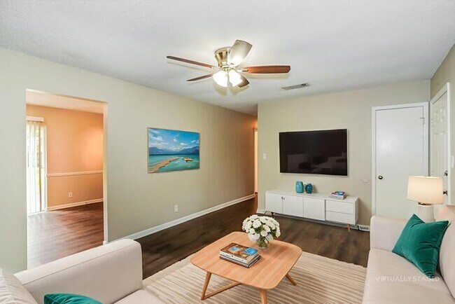 Building Photo - Great 3 Bedroom Home in Clarksville