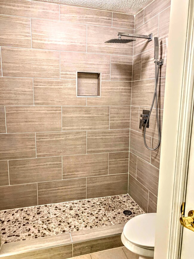 Foto del edificio - 2110 River Green Dr NW