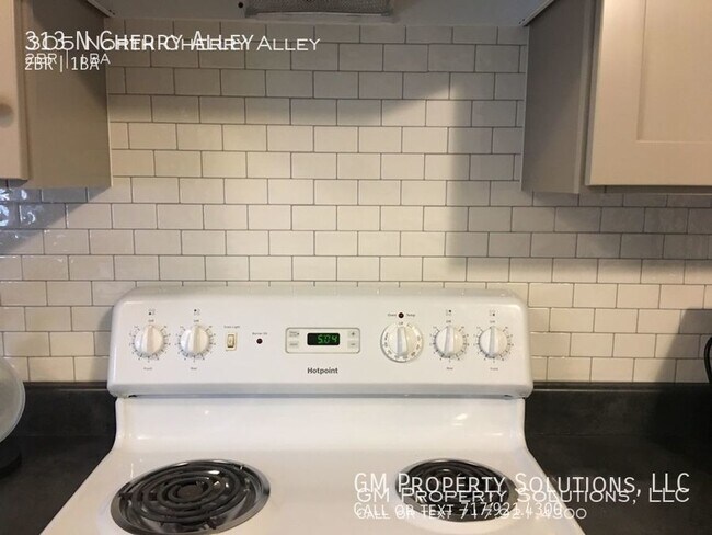 Building Photo - 2 Bedroom Townhome in Elizabethtown!
