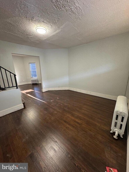 Foto del edificio - 4338 N Franklin St