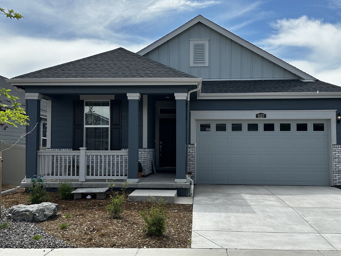 Foto principal - **AVAILABLE NOW!! Age 55+ Gated Community ...